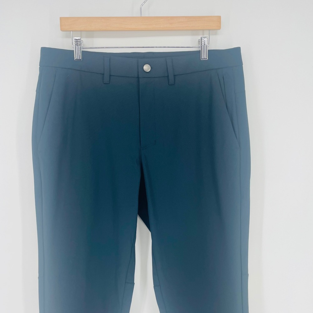CRZ YOGA Mens Golf Pants size 34W True Navy Athletic Trousers 34W NWT - Picture 2 of 12